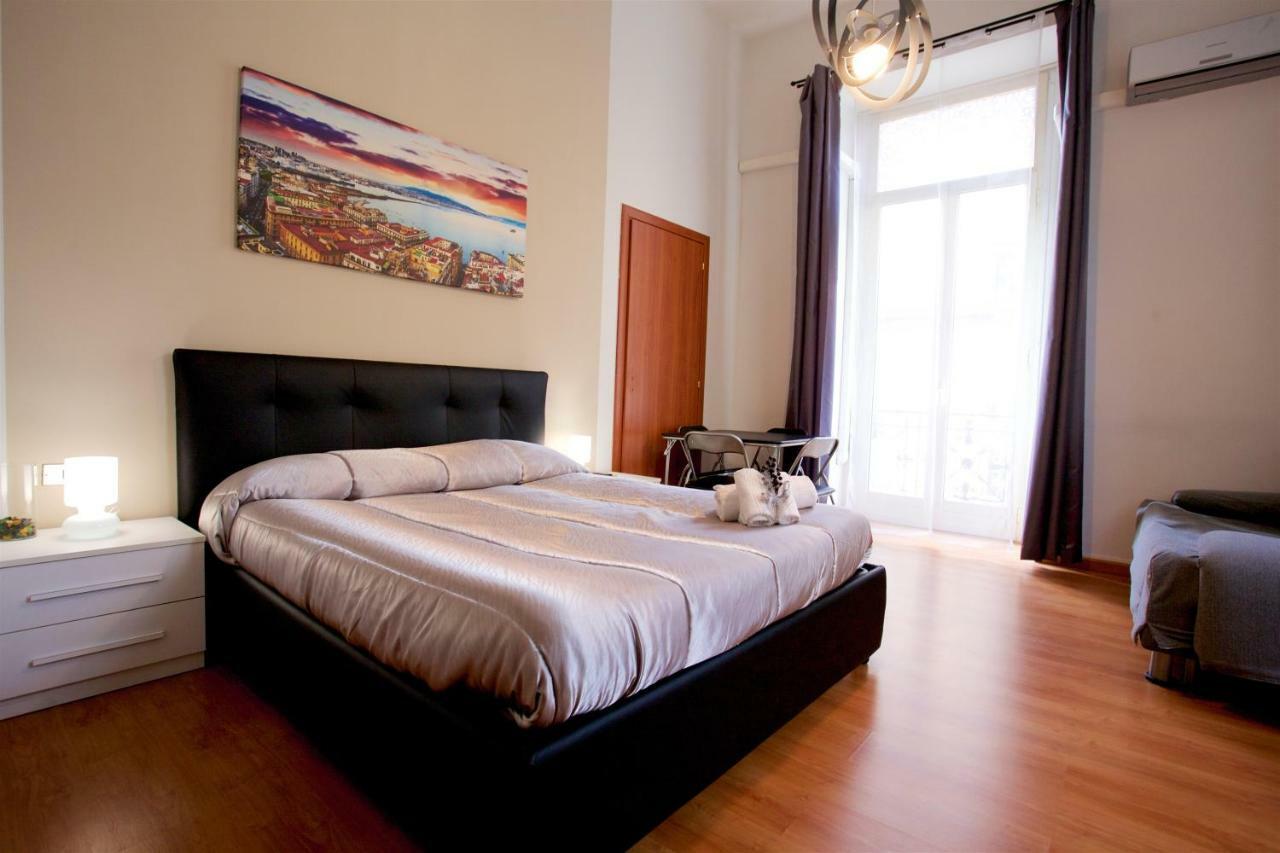 Metronapoli Bed & Breakfast Exterior photo
