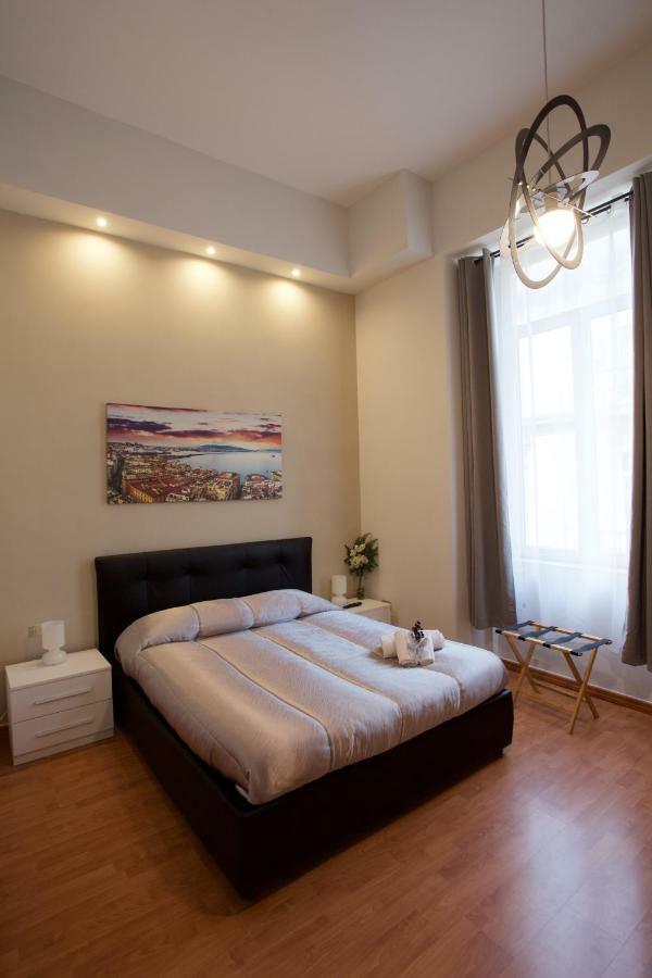 Metronapoli Bed & Breakfast Exterior photo